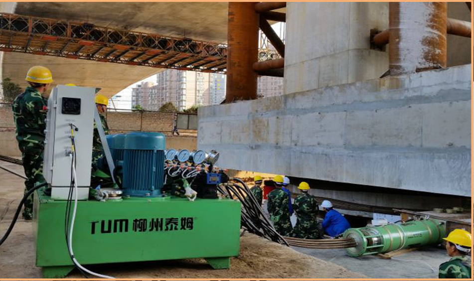 武漢鸚鵡洲梅家山跨京廣立交橋轉體橋（中鐵十一局）