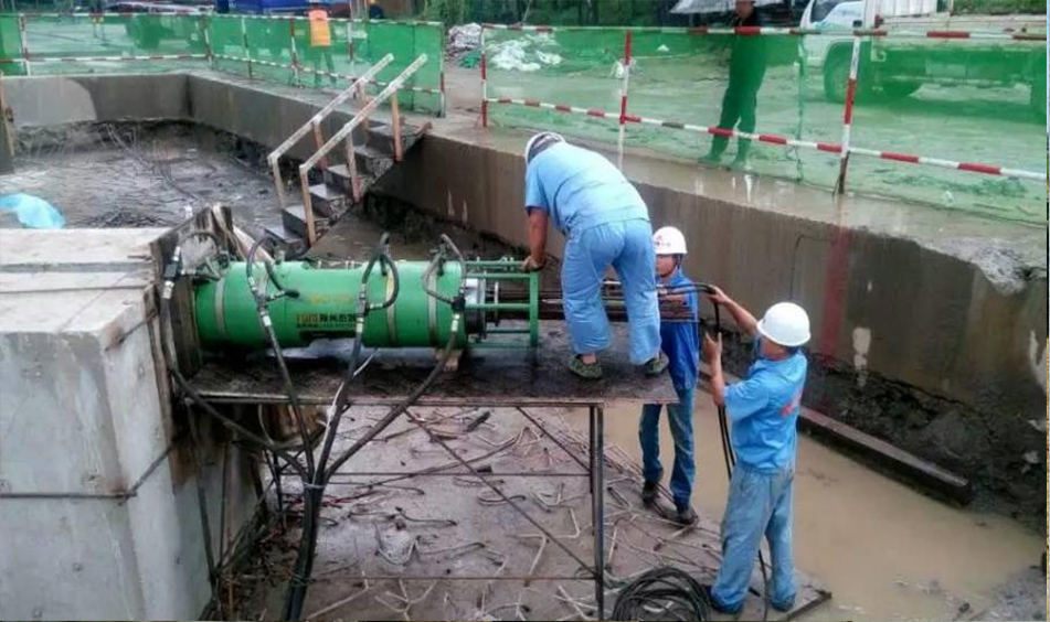 密涿高速公路跨京哈鐵路泃河特大橋轉(zhuǎn)體橋（中鐵十一局）
