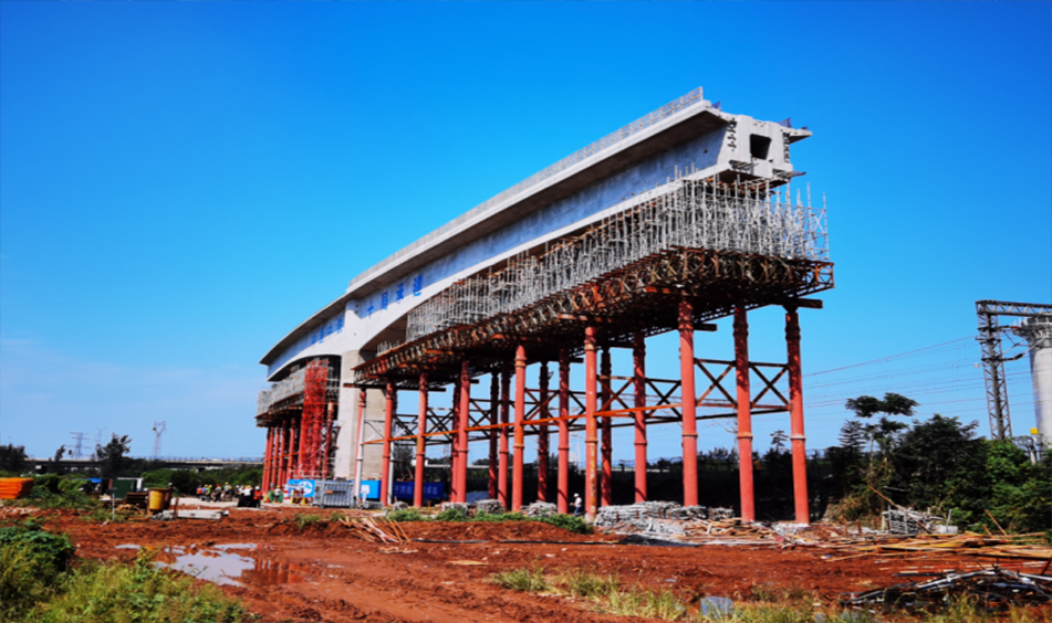 鄭濟鐵路右線跨經(jīng)十西路特大橋轉體橋（中鐵十局）