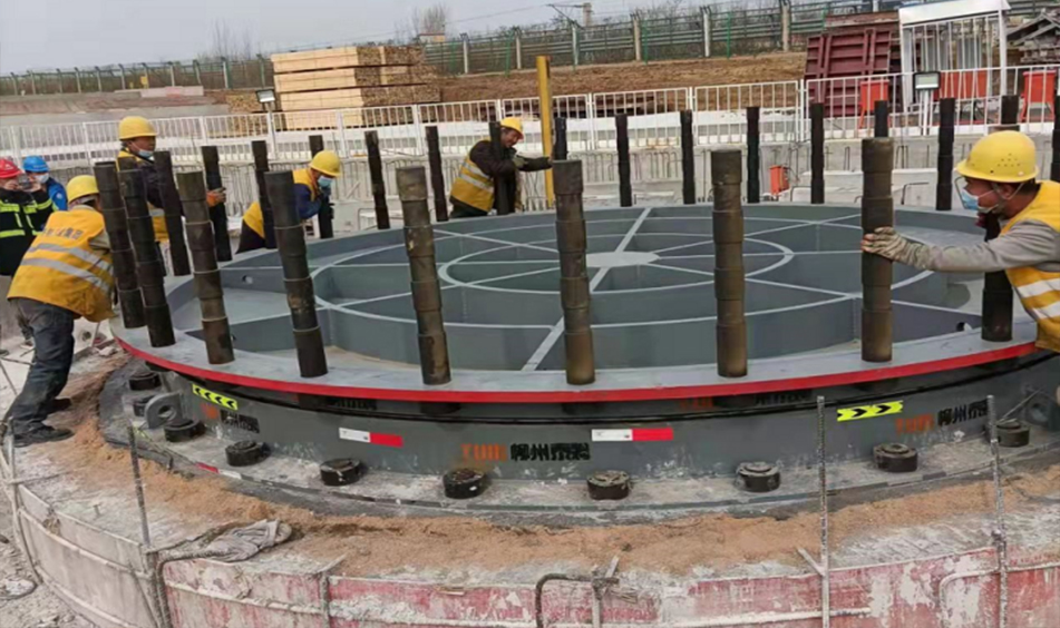 濰青高速公路及連接線上跨膠新鐵路轉體橋（中鐵二十四局）