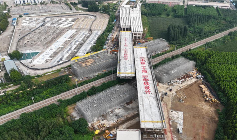 濟(jì)寧市海川路北延上跨新兗鐵路立交雙幅轉(zhuǎn)體橋（中鐵二十局）