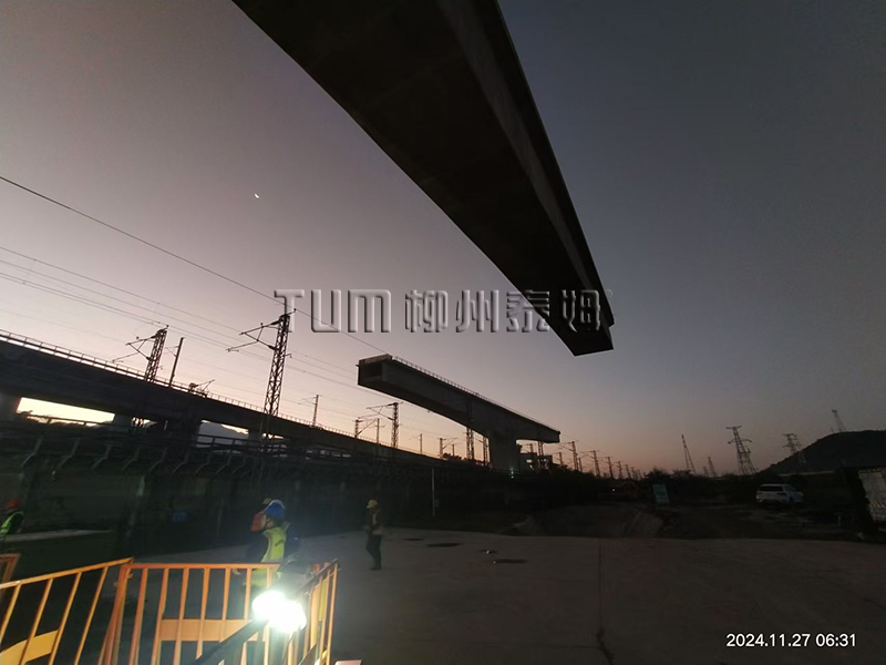 轉(zhuǎn)體前.jpg